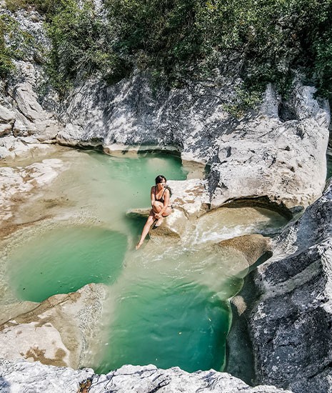 Terme in Grecia: un viaggio tra benessere e abitudini millenarie